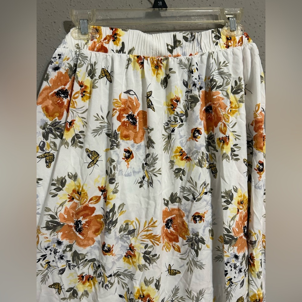 torrid White Floral A-Line Skirt with Orange & Yellow Blooms